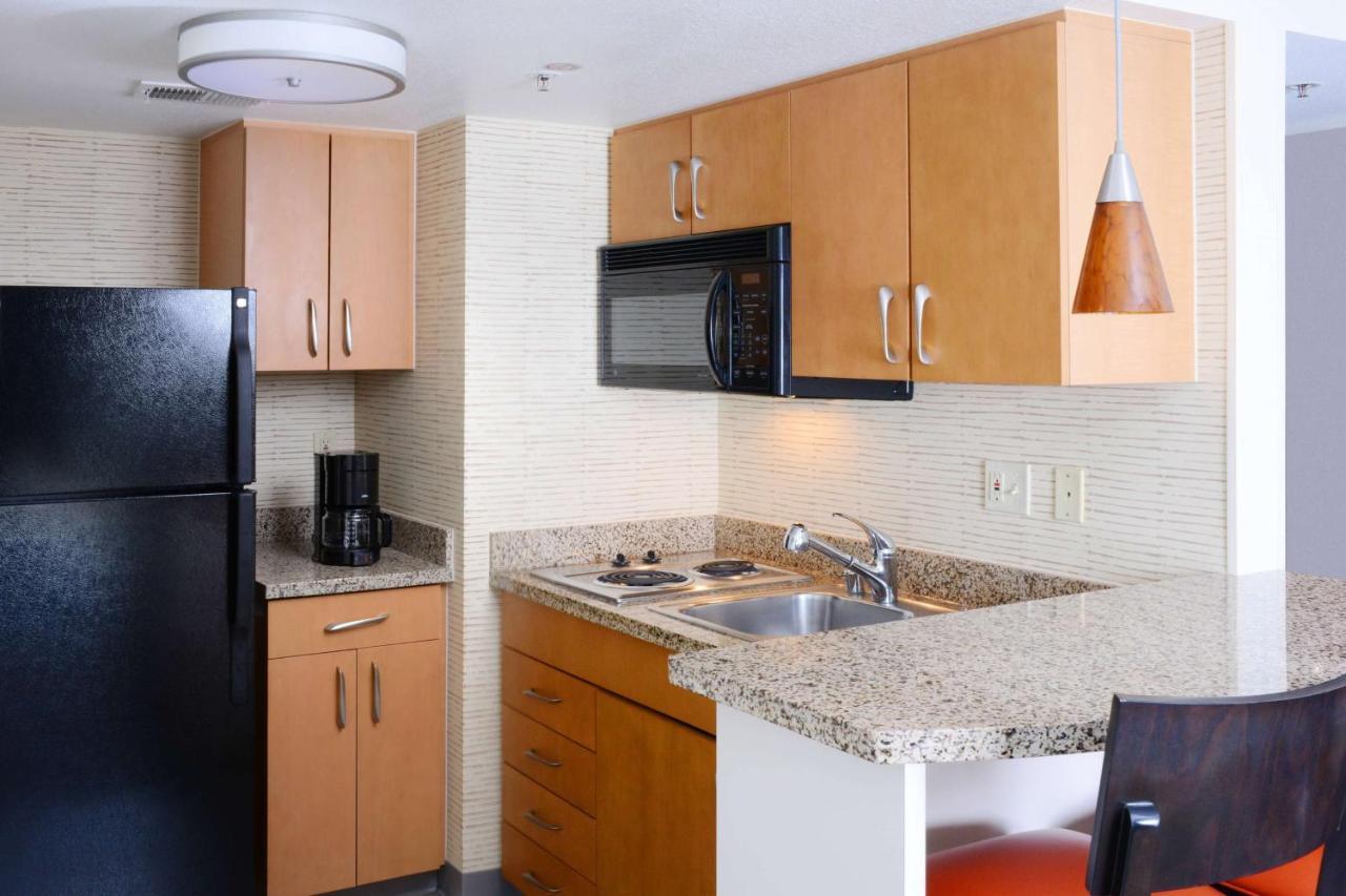 Sonesta Es Suites Dallas Medical Market Center Екстериор снимка