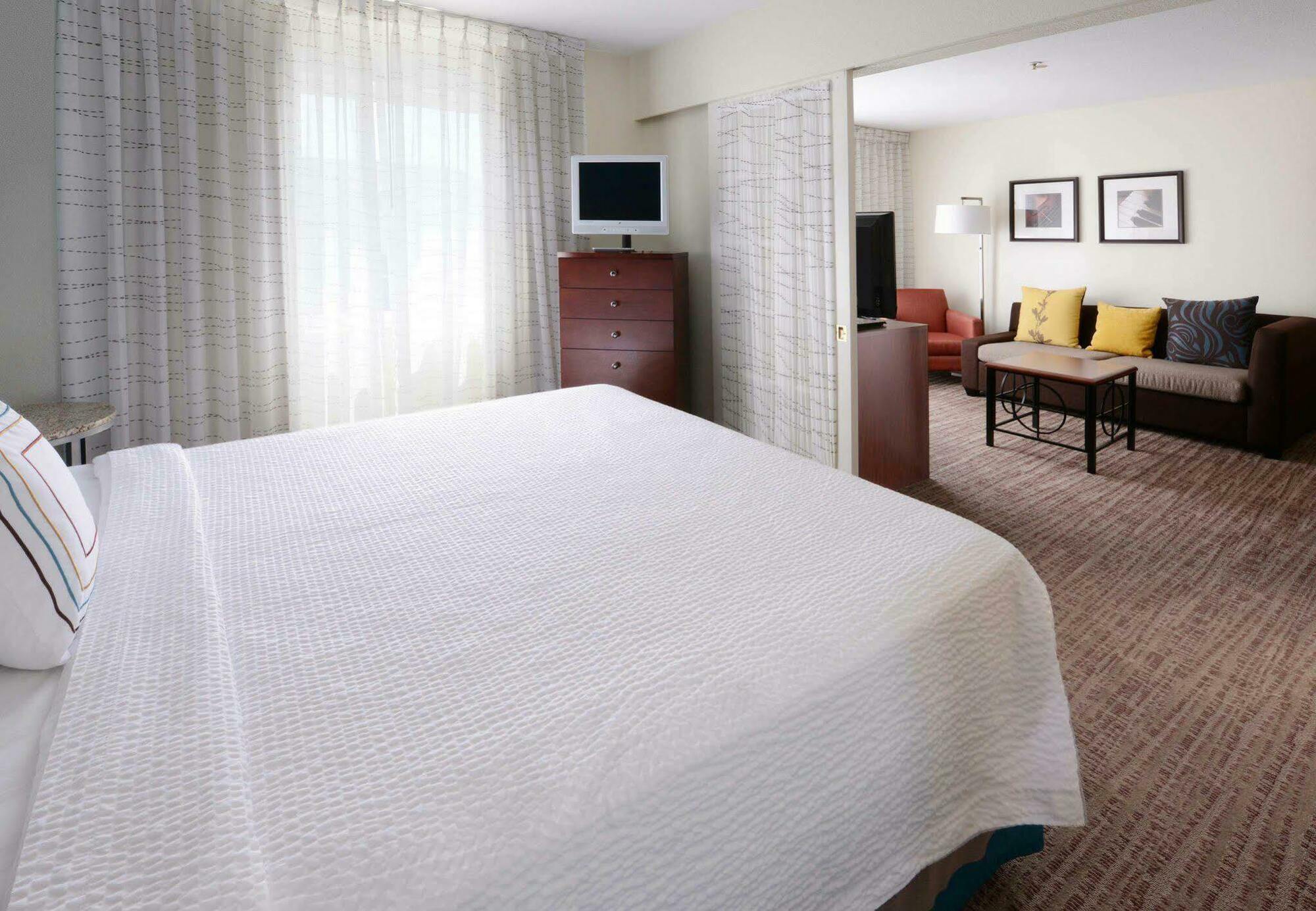 Sonesta Es Suites Dallas Medical Market Center Екстериор снимка